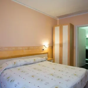 hotel-tazza-doro.it-tuscanyhotel.com/